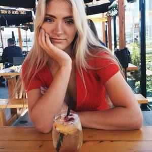 Meet your Posher, Jocelyn